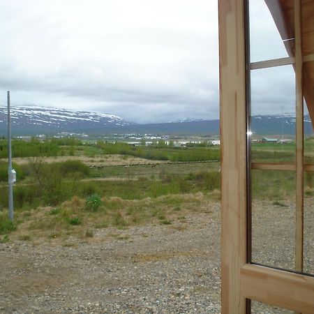Vinland Camping Pods Egilsstaðir Exteriör bild