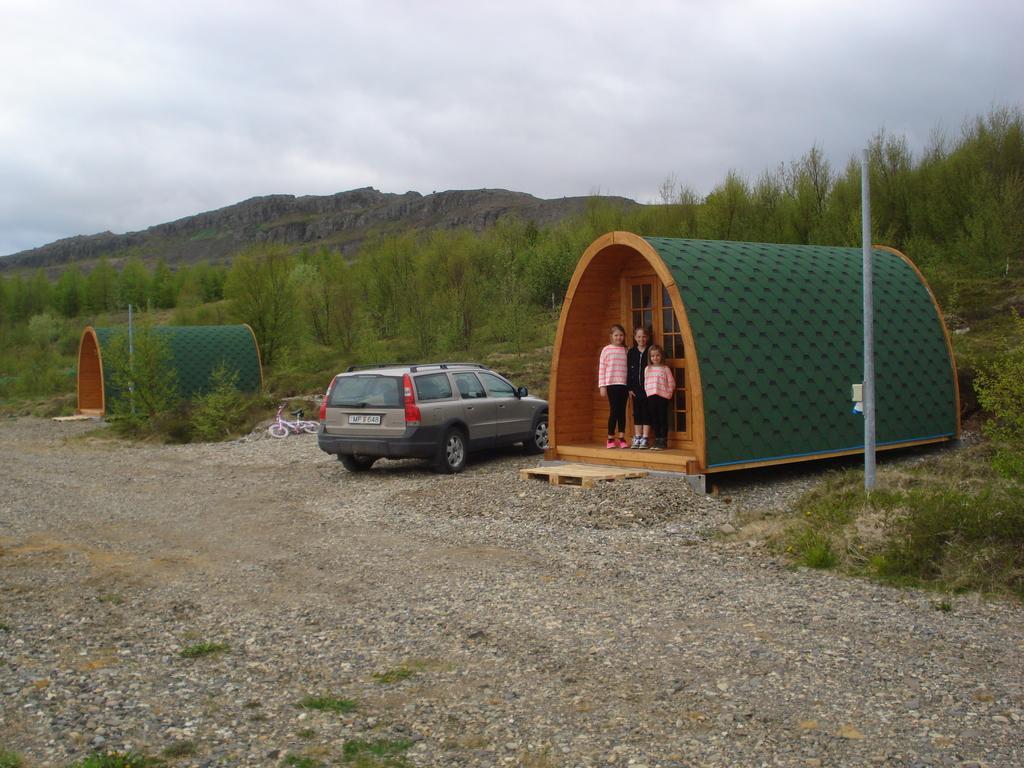 Vinland Camping Pods Egilsstaðir Exteriör bild